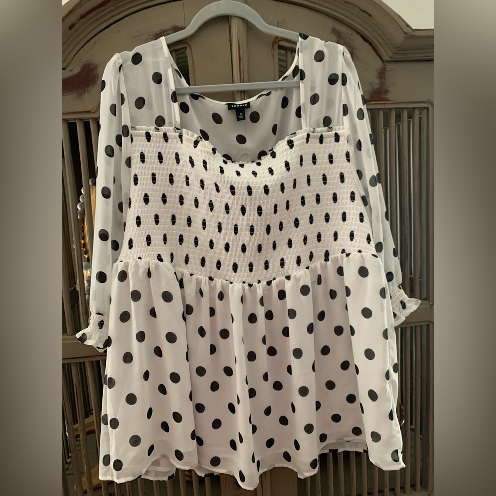 Polka dot top